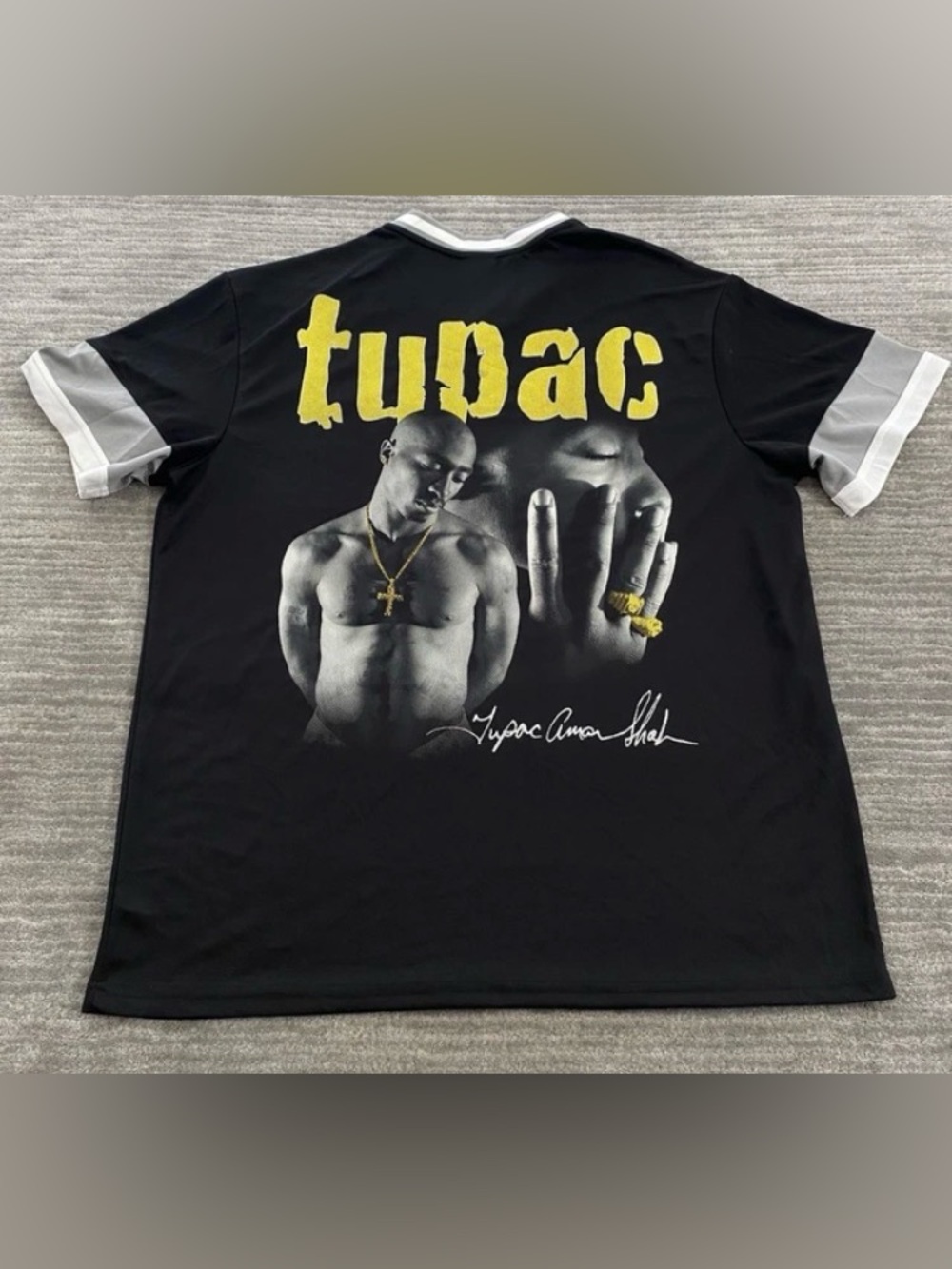 Tupac Shirt Mens Large Black Gray Graphic Jersey 2Pac Amaru
Shakur Photo - Picture 5 of 7